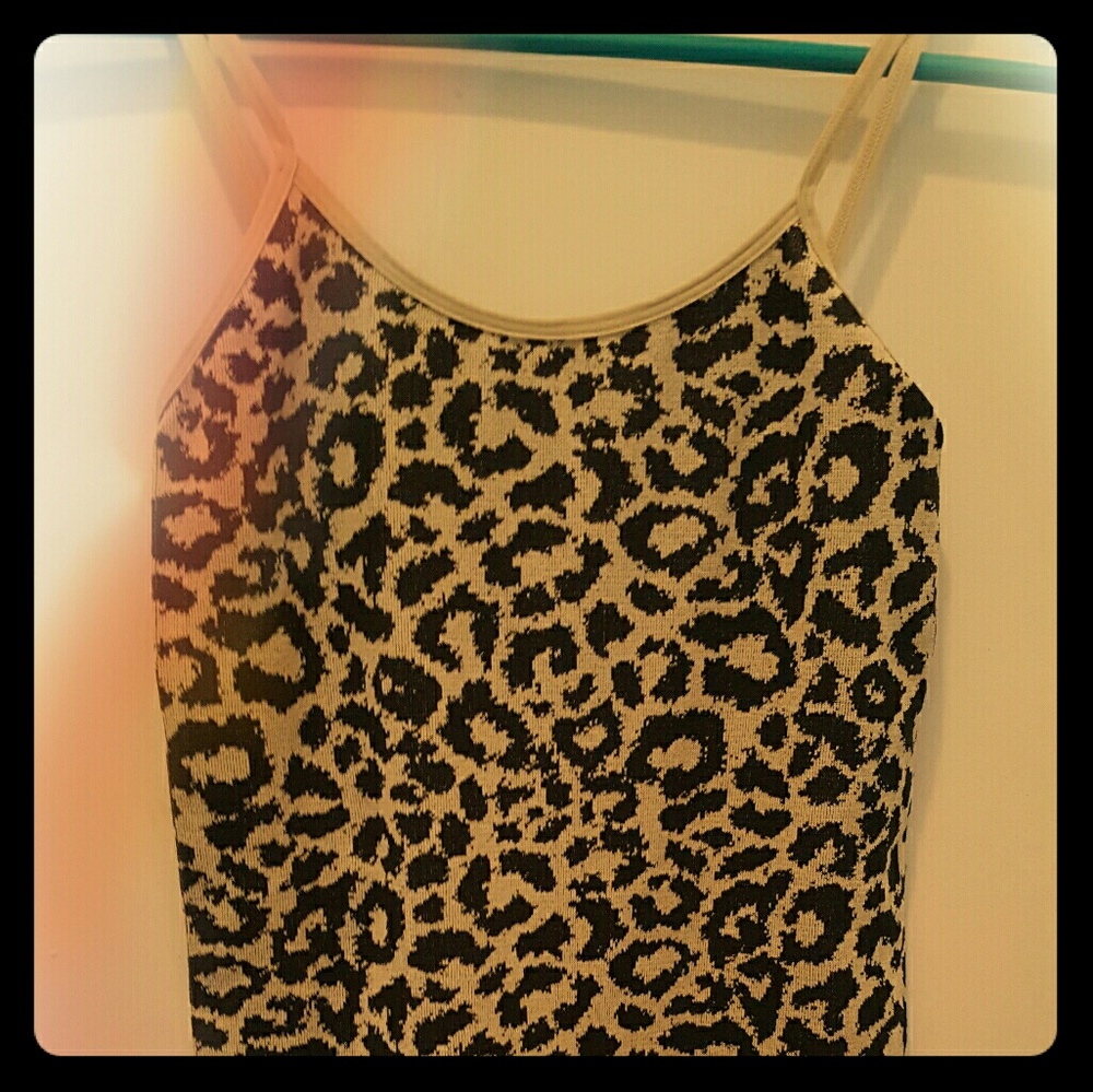 2b bebe Camisole Tank Top 🐆